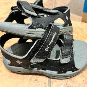 New in Box! Never worn Columbia childrens sandals